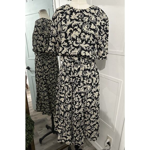 Vintage Sara Campbell Long Belted Dress Button Black Pleated Size 14 - Picture 1 of 12